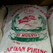 BERAS IKAN PIRING 10 KG